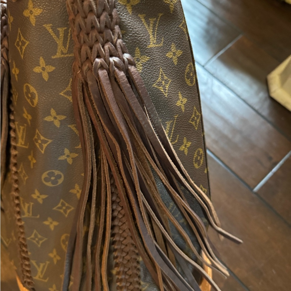 Louis Vuitton Tote Bag Vintage Boho Luxury - Picture 5 of 9